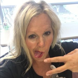 Meet your Posher, Christine