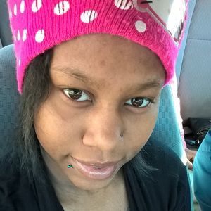 Meet your Posher, Self