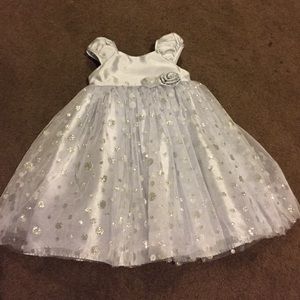 Silver party dress 3t