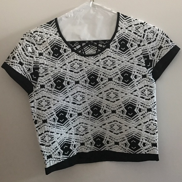 🎀Parker stretch crop top🎀 - Picture 1 of 2