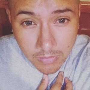 Meet your Posher, Uriel