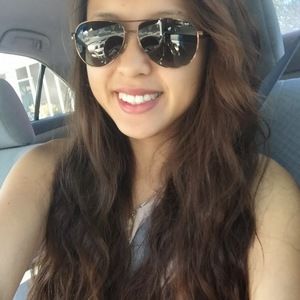 Meet your Posher, Lina