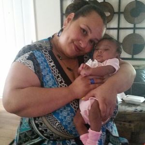 Meet your Posher, Tia