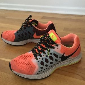 Nike Pegasus size 7