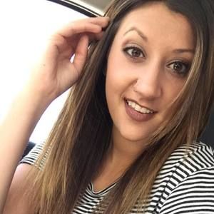 Meet your Posher, Leah