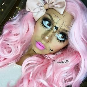 Meet your Posher, Queenie