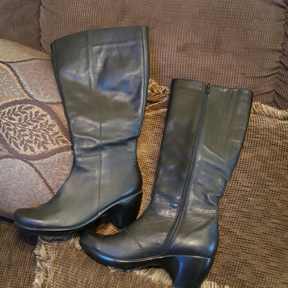 BEAUTIFUL NAOT LEATHER BOOTS
