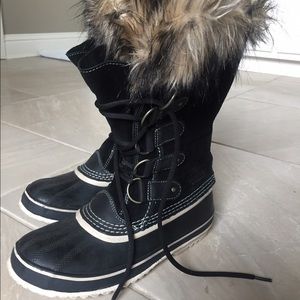 Brand new Sorel snow boots!!!