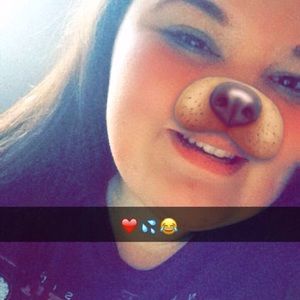 Meet your Posher, Katelyn