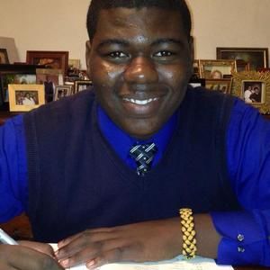 Meet your Posher, Derrick