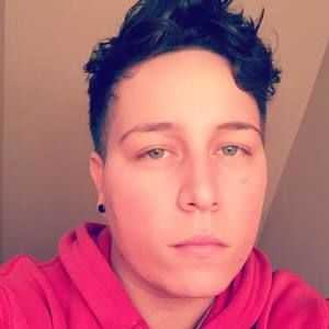 Meet your Posher, Angelica