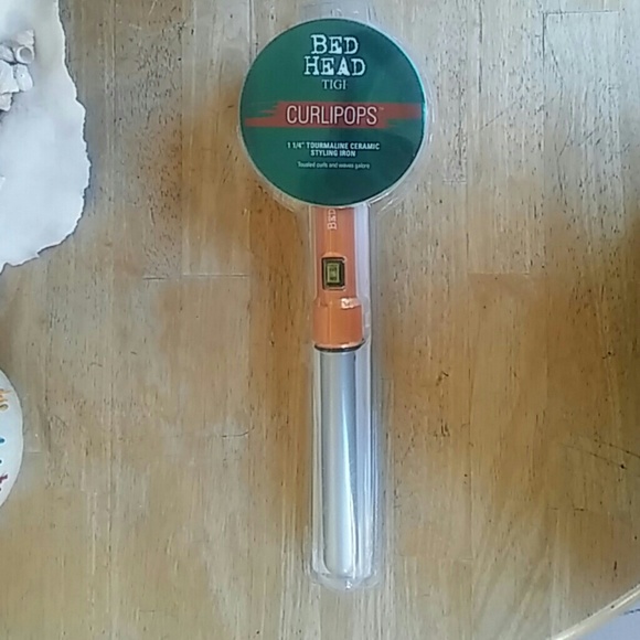 BED HEAD TIGI CURLIPOPS. STYLING IRON