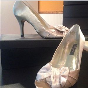 Nina Satin peep toe pumps