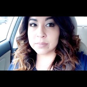 Meet your Posher, Lydia