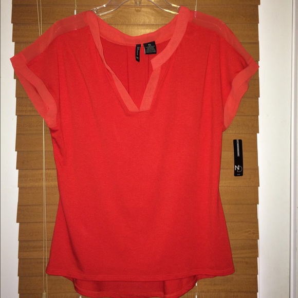 NWT coral colored short sleeve top - Picture 1 of 2