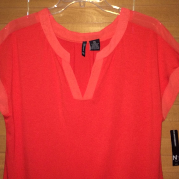 NWT coral colored short sleeve top - Picture 2 of 2