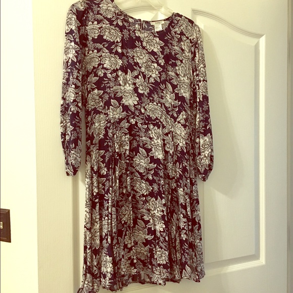 {Vici} Boutique floral dress with sleeves