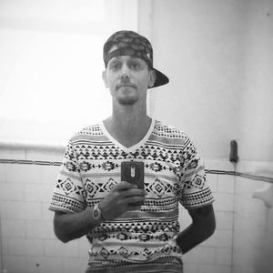 Meet your Posher, Travis