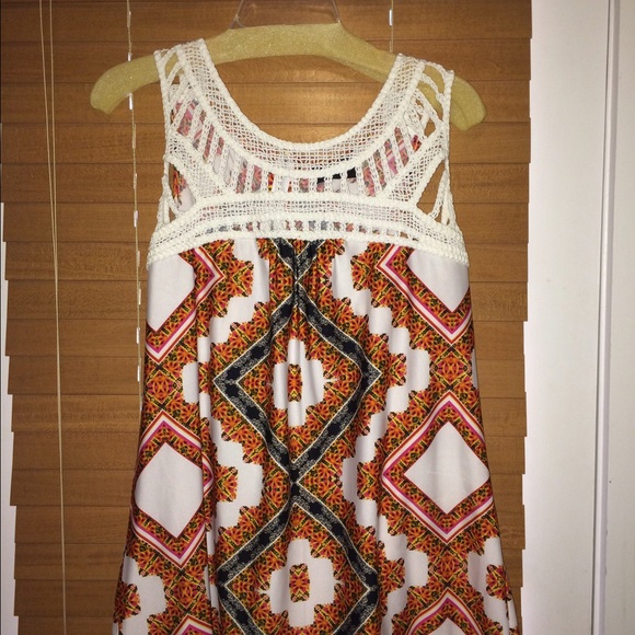 New Direction large sleeveless top - Picture 1 of 4