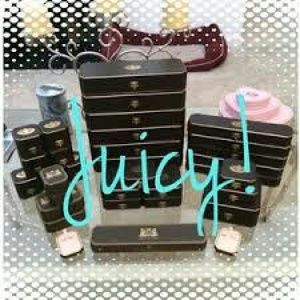 ISO of empty juicy couture boxes needed