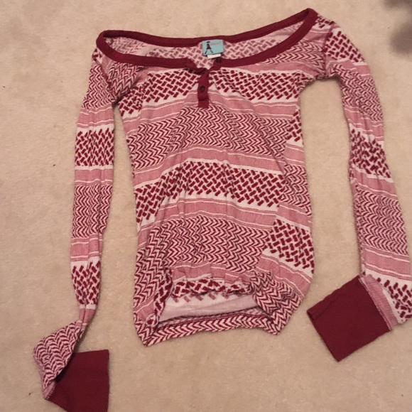 CUTE LONG SLEEVE OFF THE SHOULDER HENLEY