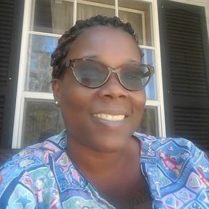 Meet your Posher, Cosia