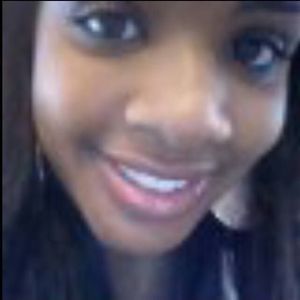 Meet your Posher, Francesca