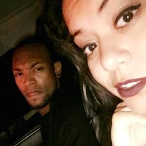 Meet your Posher, Abril