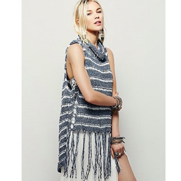 Free People Sweaters - Free People || Gray Knit Folksong Fringe Sweater