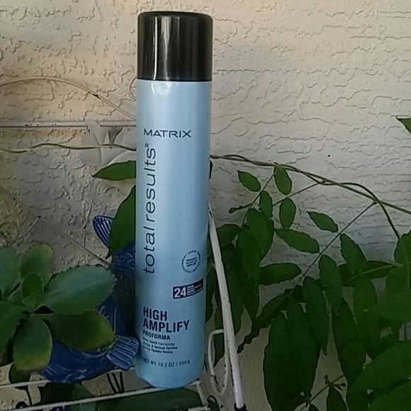 MATRIX TOTAL RESULTS HIGH AMPLIFY HAIRSPRAY