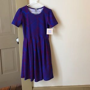 Super cute LuLaRoe Amelia Dress!!! NWT