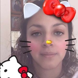 Meet your Posher, Lorena