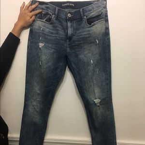 EXPRESS Mid Rise Distressed Jeggings-12R