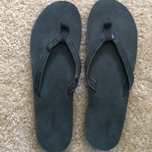 Women's XL (sizes 8.5-9.5) Rainbow Flip Flops