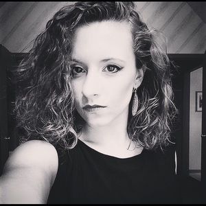 Meet your Posher, Gabrielle