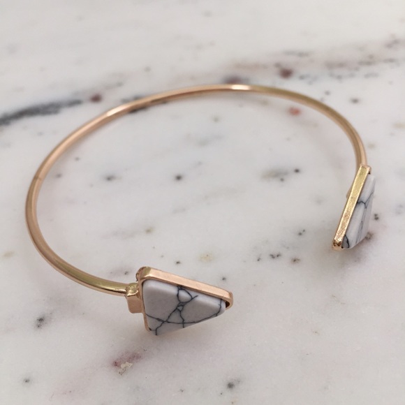 "Lucy" Bracelet || White Marble Triangle - Picture 2 of 6