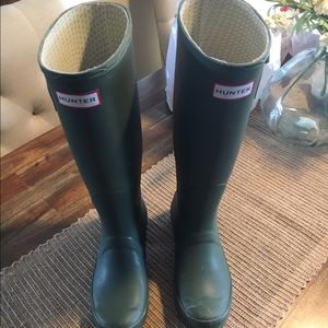 Hunter Green HUNTERS