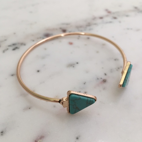 "Lucy" Bracelet || Turquoise Marble Triangle - Picture 2 of 6