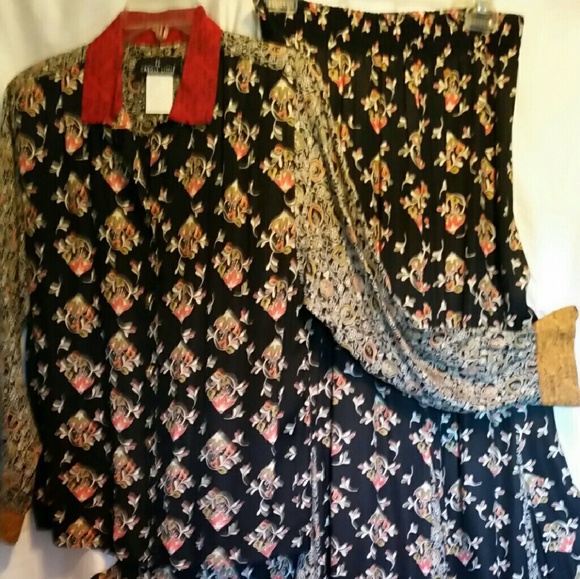 Blouse and flared skirt, beautiful patterns.