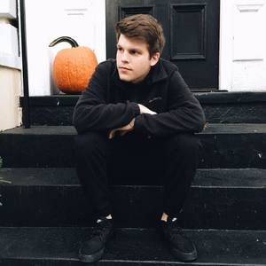 Meet your Posher, Nicholas