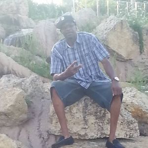 Meet your Posher, Stephen