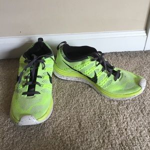 Nike Flyknit Ones