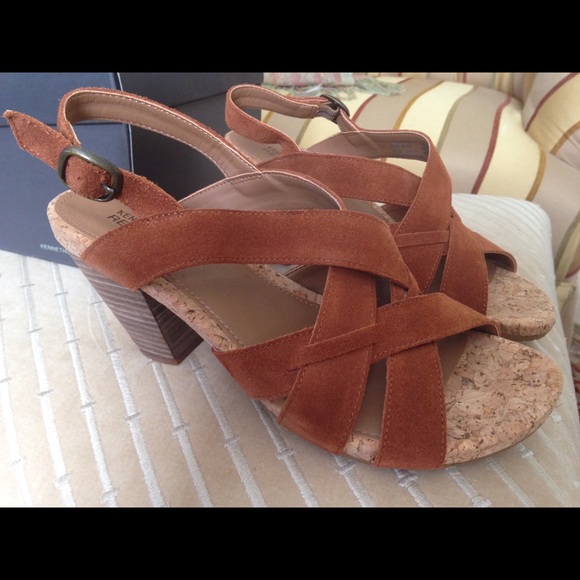 Kenneth Cole Heels 8.5