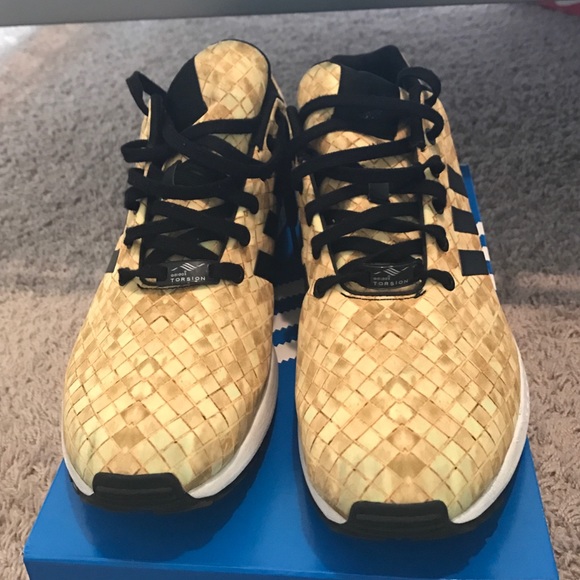 ZX FLUX