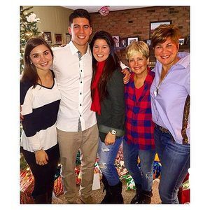 Meet your Posher, Aj