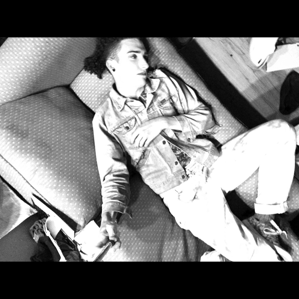 Meet your Posher, Taylor