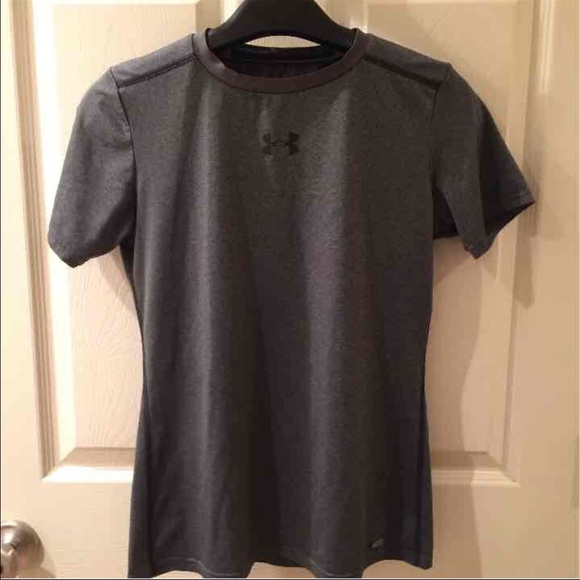 Heat-Gear Under Armour Shirt sz YXL