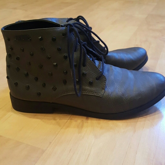 volcom booties