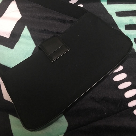 Black tommy purse - Picture 2 of 4