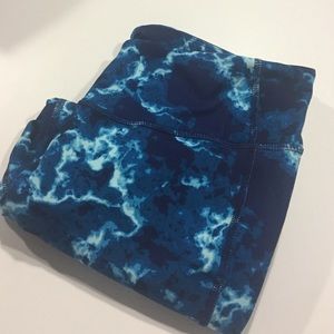 Old navy compression leggings size large